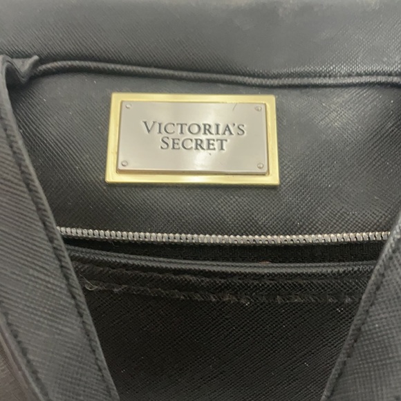 VICTORIA SECRET BLACK MAKE UP BAG - Picture 3 of 10